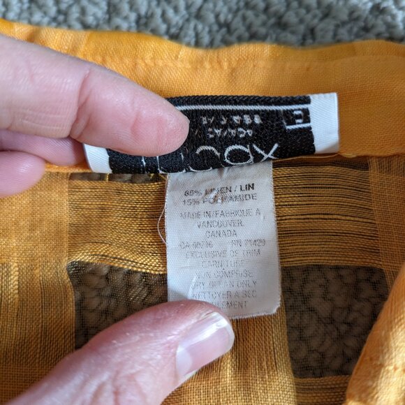Vintage orange linen blouse / shirt, perfect for fall, made in Canada - Picture 10 of 10